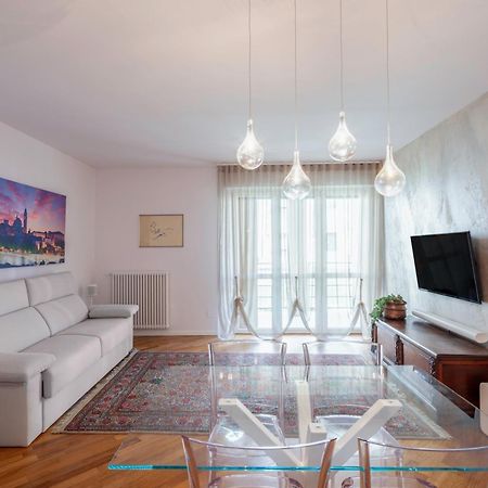 Apartament Bed&Dreams Con Jacuzzi Bergamo Zewnętrze zdjęcie